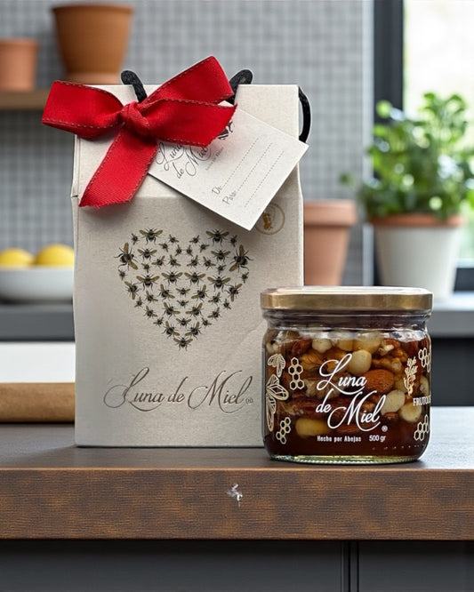 Miel con frutos secos